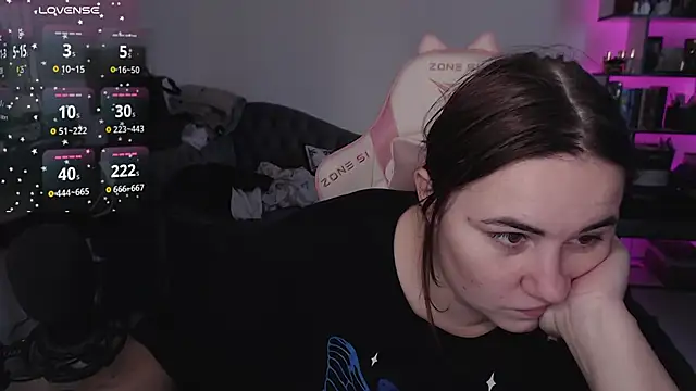 Snapshot of SexyWitch_666 chatting on November 2025 09:41:02 AM SexyWitch 666 online show from November 2025 09:41:02 AM