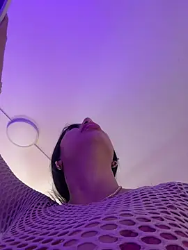 kiim taaylor online show from February 2025 11:55:01 AM