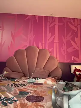 kiim taaylor online show from March 2025 12:09:02 PM