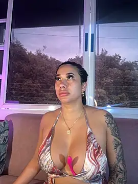 kiim taaylor online show from September 2025 01:24:02 PM