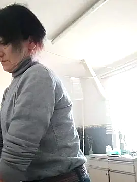 SweetLeila40 online show from February 2025 12:45:02 PM