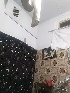 SweetLeila40 online show from February 2026 11:01:02 PM