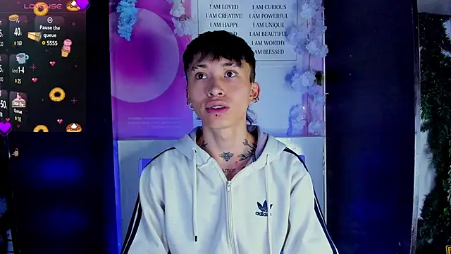 Snapshot of juniior_2311_ chatting on February 2025 09:22:01 PM juniior 2311  online show from February 2025 09:22:01 PM