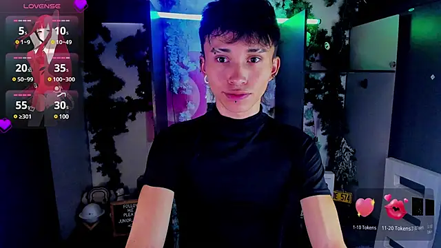 Snapshot of juniior_2311_ chatting on February 2025 09:09:01 PM juniior 2311  online show from February 2025 09:09:01 PM