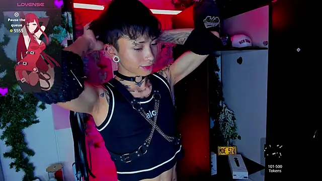 Snapshot of juniior_2311_ chatting on March 2025 12:27:02 AM juniior 2311  online show from March 2025 12:27:02 AM