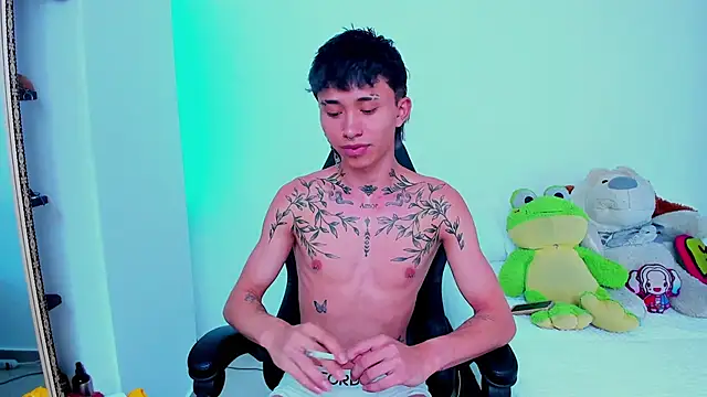 Snapshot of juniior_2311_ chatting on October 2025 07:14:02 PM juniior 2311  online show from October 2025 07:14:02 PM