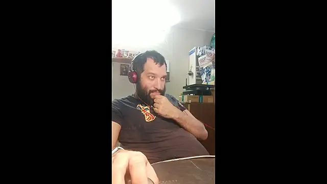 BISEXGOOD777 online show from May 2026 05:24:01 AM
