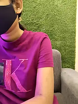 yhona darling online show from May 2026 08:41:01 AM