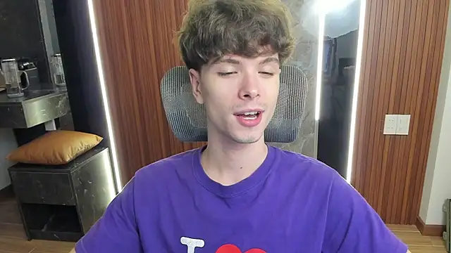 calvin love you online show from April 2026 06:10:01 PM