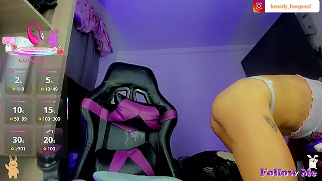 Snapshot of celeste_crawford12 chatting on November 2025 10:04:01 AM celeste crawford12 online show from November 2025 10:04:01 AM