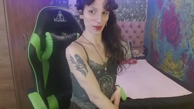 BurningVenus12 online show from June 2026 07:00:01 AM