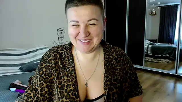 Annet1912 online show from September 2025 07:52:02 AM