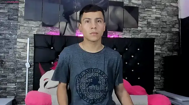 Snapshot of salvadorgomezx chatting on December 2024 07:37:02 PM salvadorgomezx online show from December 2024 07:37:02 PM