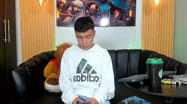 Snapshot of salvadorgomezx chatting on December 2024 04:14:02 PM salvadorgomezx online show from December 2024 04:14:02 PM