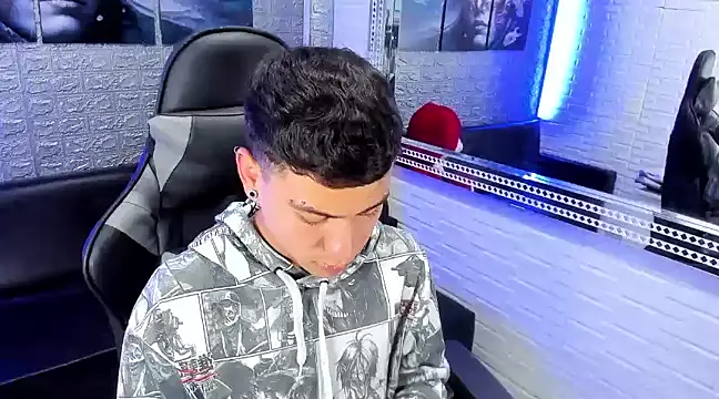 Snapshot of salvadorgomezx chatting on December 2024 09:44:02 PM salvadorgomezx online show from December 2024 09:44:02 PM