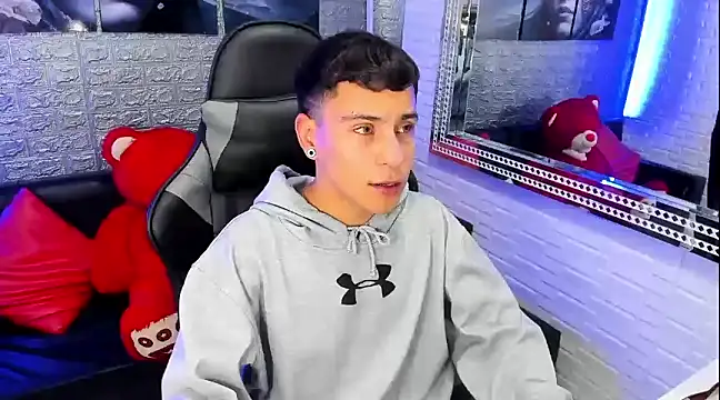 Snapshot of salvadorgomezx chatting on January 2025 11:09:01 PM salvadorgomezx online show from January 2025 11:09:01 PM