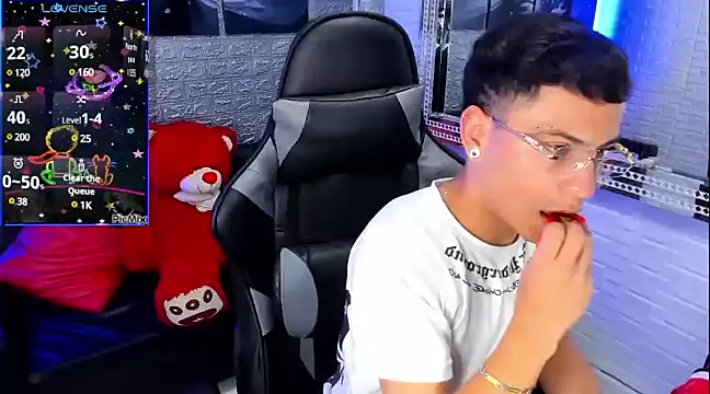 Snapshot of salvadorgomezx chatting on January 2025 07:35:02 AM salvadorgomezx online show from January 2025 07:35:02 AM