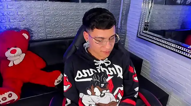 Snapshot of salvadorgomezx chatting on February 2025 12:50:01 PM salvadorgomezx online show from February 2025 12:50:01 PM