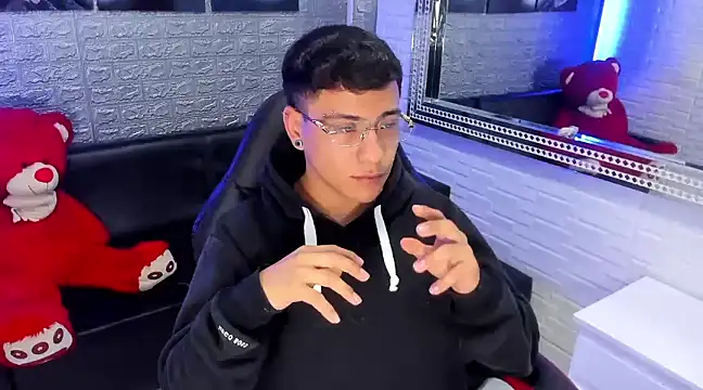 Snapshot of salvadorgomezx chatting on February 2025 08:06:01 AM salvadorgomezx online show from February 2025 08:06:01 AM