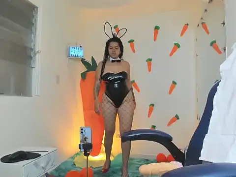 alexa-cooper- online show from March 2026 03:45:01 PM