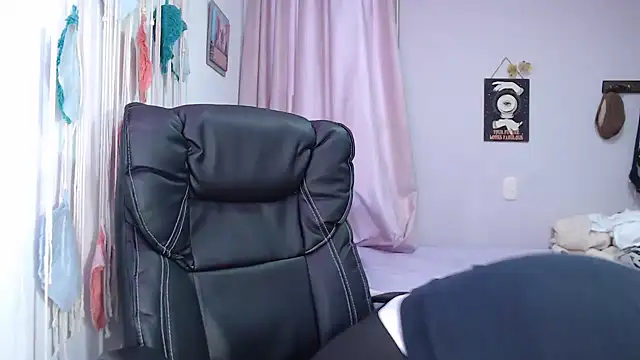 Snapshot of yulieth_anamar chatting on December 2024 10:34:02 PM yulieth anamar online show from December 2024 10:34:02 PM