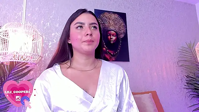 Snapshot of lilicooper_ chatting on December 2024 11:29:02 PM lilicooper online show from December 2024 11:29:02 PM