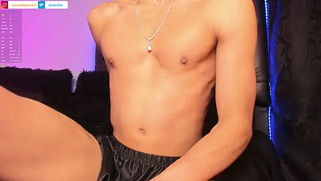 Snapshot of James1lee_ chatting on December 2025 07:35:01 AM James1lee online show from December 2025 07:35:01 AM