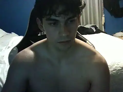 Snapshot of clguyy chatting on February 2026 05:28:02 AM clguyy online show from February 2026 05:28:02 AM