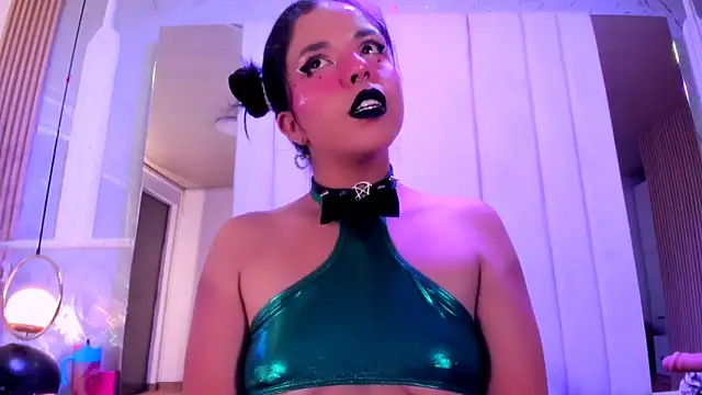 ivannabellini online show from March 2026 02:12:01 PM