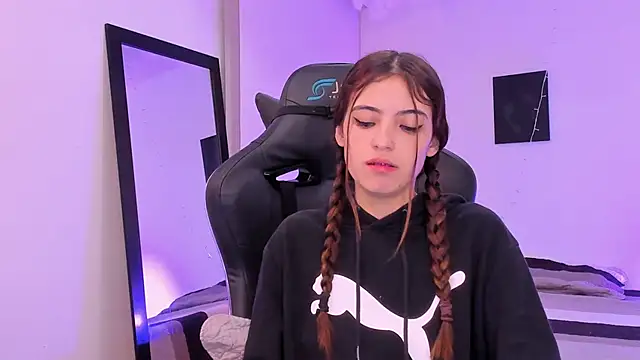 sofiarouge online show from February 2026 11:53:02 AM