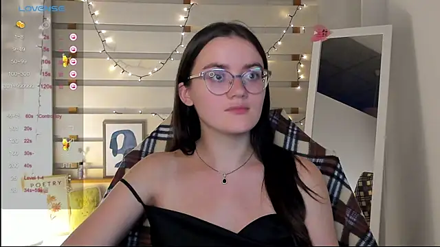 Snapshot of Josephine_jo chatting on September 2025 01:05:02 AM Josephine jo online show from September 2025 01:05:02 AM