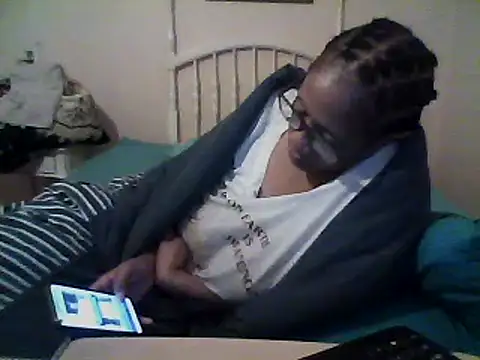 Snapshot of bustybillies chatting on February 2025 02:27:01 AM bustybillies online show from February 2025 02:27:01 AM