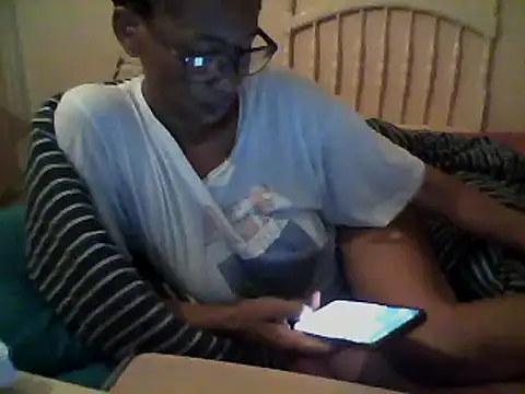 Snapshot of bustybillies chatting on March 2025 11:43:02 PM bustybillies online show from March 2025 11:43:02 PM