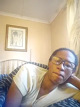 bustybillies online show from November 2025 03:38:01 AM