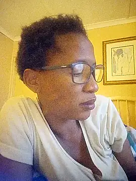 Snapshot of bustybillies chatting on March 2026 04:30:02 AM bustybillies online show from March 2026 04:30:02 AM