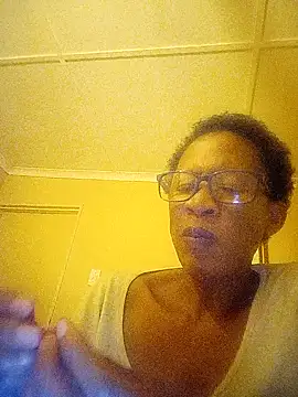 Snapshot of bustybillies chatting on March 2026 04:35:01 PM bustybillies online show from March 2026 04:35:01 PM