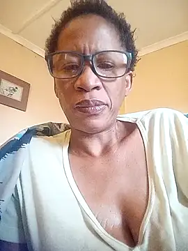 Snapshot of bustybillies chatting on March 2026 04:40:02 AM bustybillies online show from March 2026 04:40:02 AM