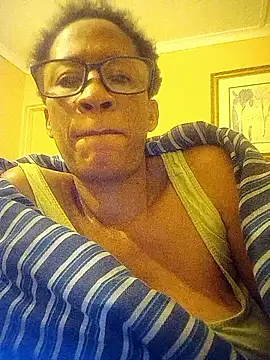 bustybillies online show from April 2026 12:27:01 AM
