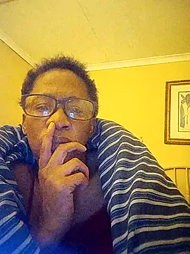 bustybillies online show from April 2026 08:57:02 PM