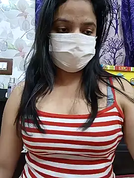 Snapshot of Myloveurvi chatting on January 2025 04:11:02 PM Myloveurvi online show from January 2025 04:11:02 PM