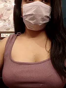 Myloveurvi online show from March 2026 10:23:01 AM