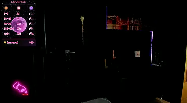 Snapshot of ZhoeStrong chatting on February 2025 04:48:01 AM ZhoeStrong online show from February 2025 04:48:01 AM