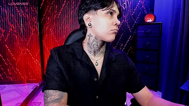 ZhoeStrong online show from February 2026 09:00:02 PM