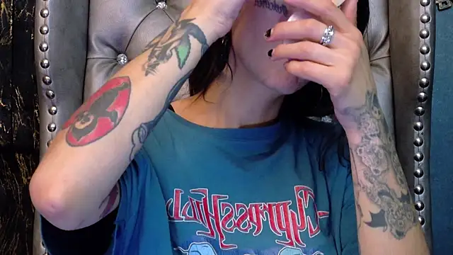 LusstCruella online show from May 2026 12:35:01 PM