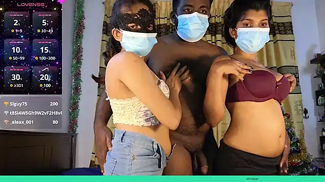 Snapshot of Queen_ashawary chatting on December 2024 08:05:01 PM Queen ashawary online show from December 2024 08:05:01 PM