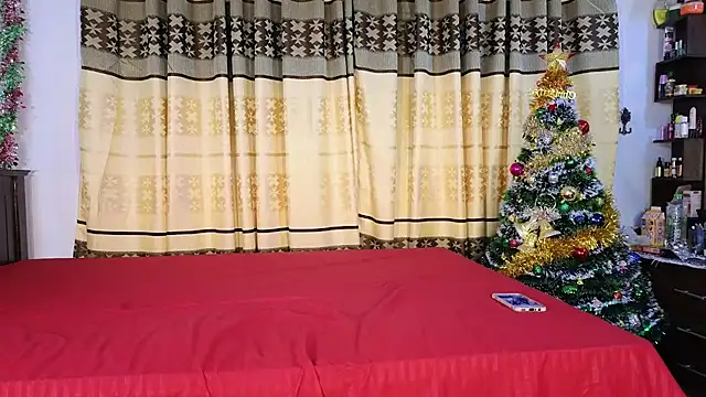 Snapshot of Queen_ashawary chatting on December 2024 04:46:02 PM Queen ashawary online show from December 2024 04:46:02 PM