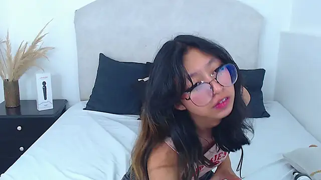 Yommi Winx online show from January 2025 07:06:01 AM