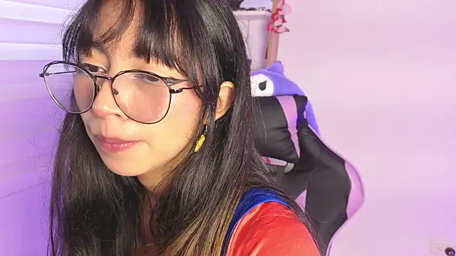 Snapshot of Yommi_Winx chatting on November 2025 07:57:01 PM Yommi Winx online show from November 2025 07:57:01 PM