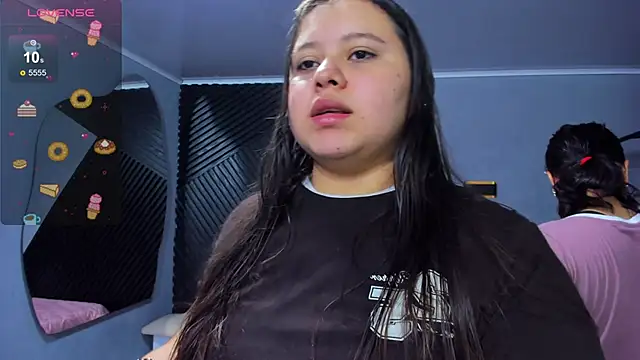 Laia and Aloby online show from June 2026 11:13:02 PM