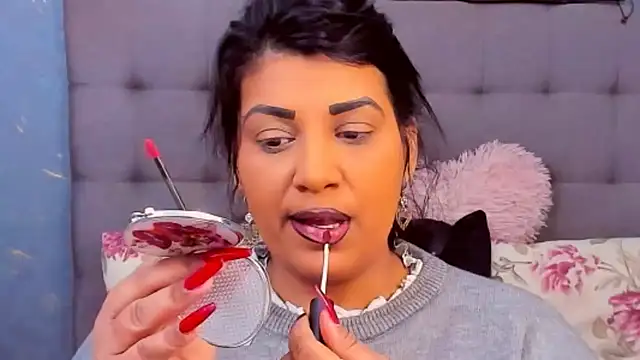 AmyCubes online show from February 2025 08:36:01 PM